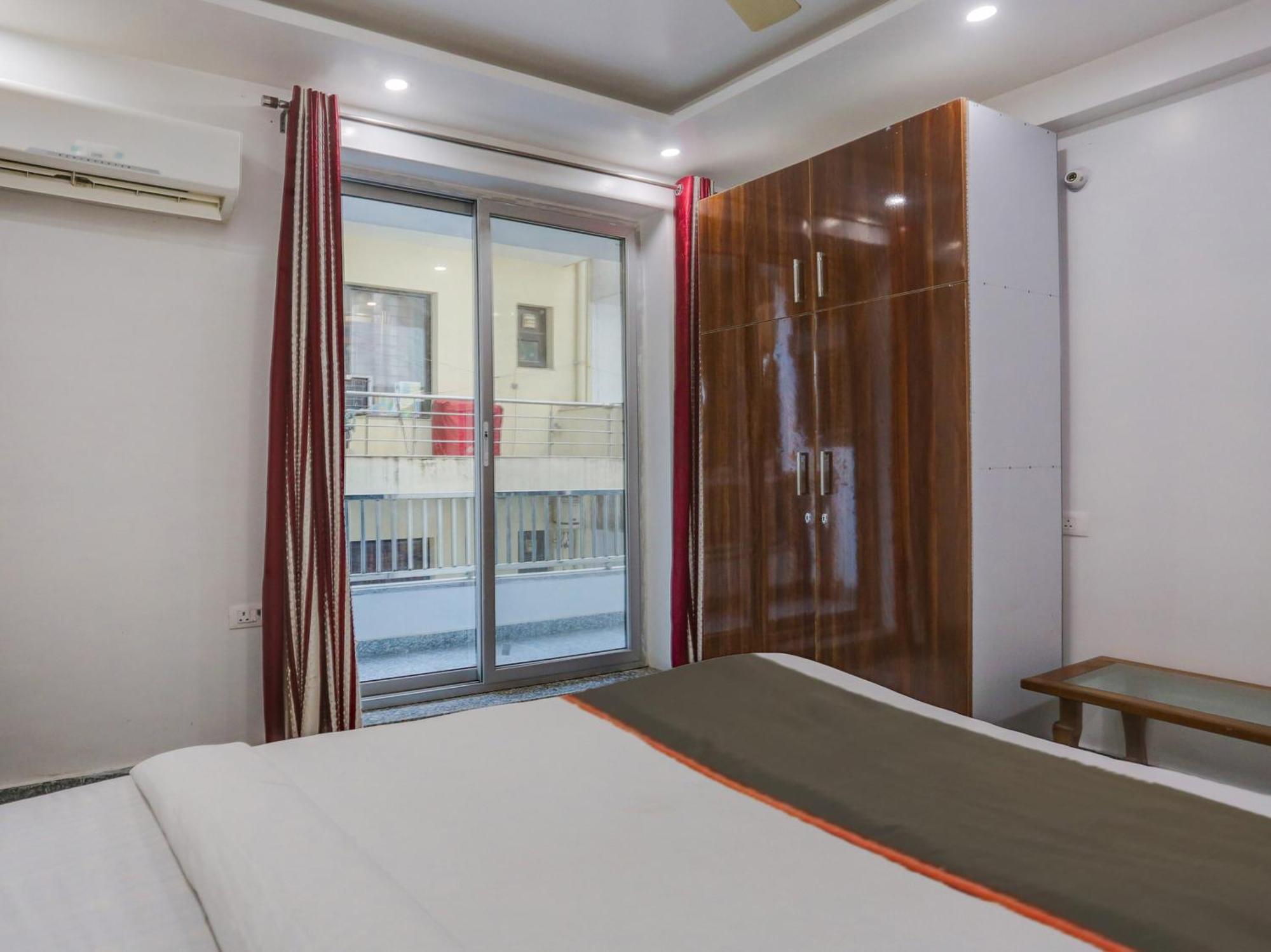 Collection O Sagar Inn Гургаон Экстерьер фото